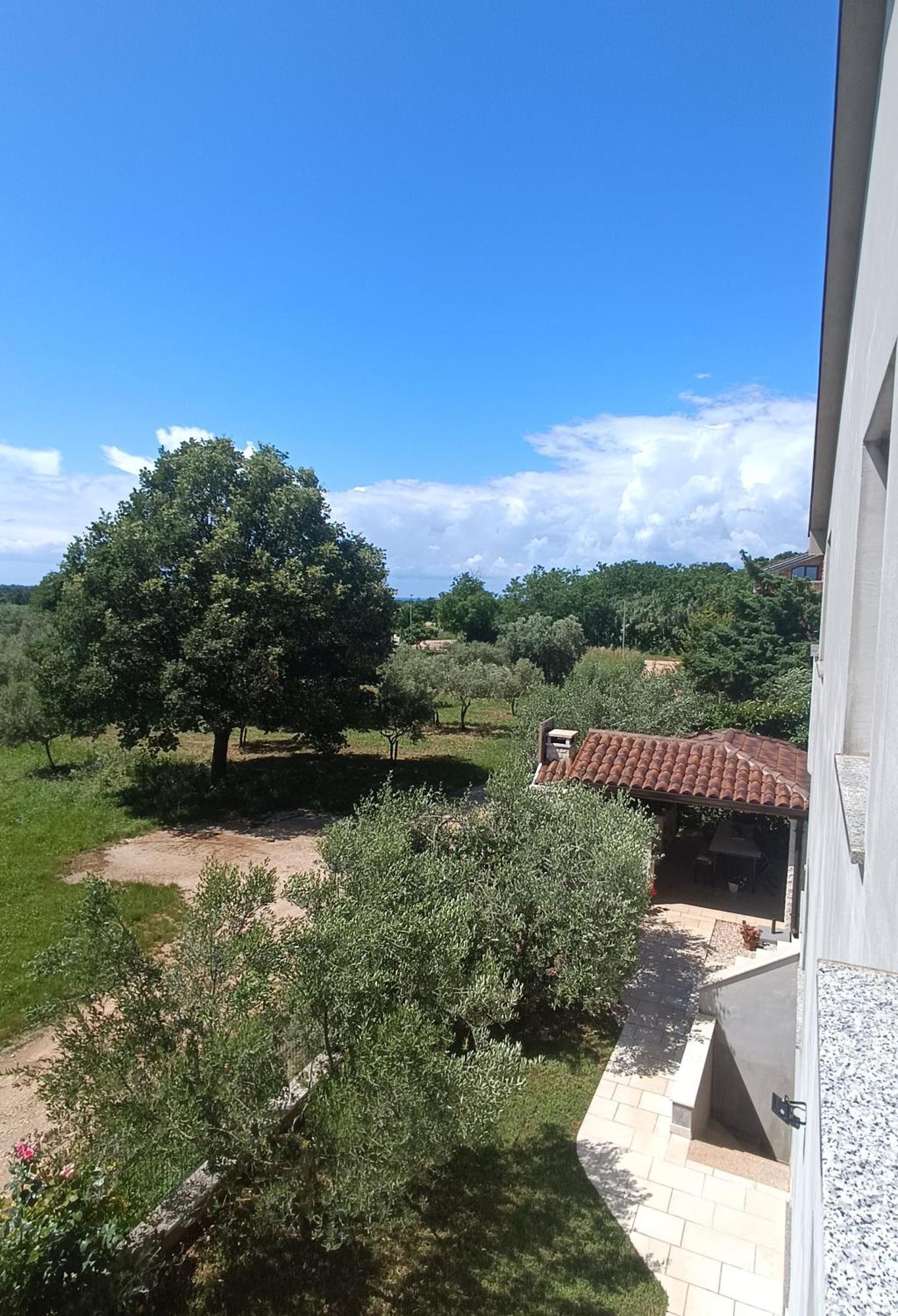 Apartman Ika Umag Exterior photo