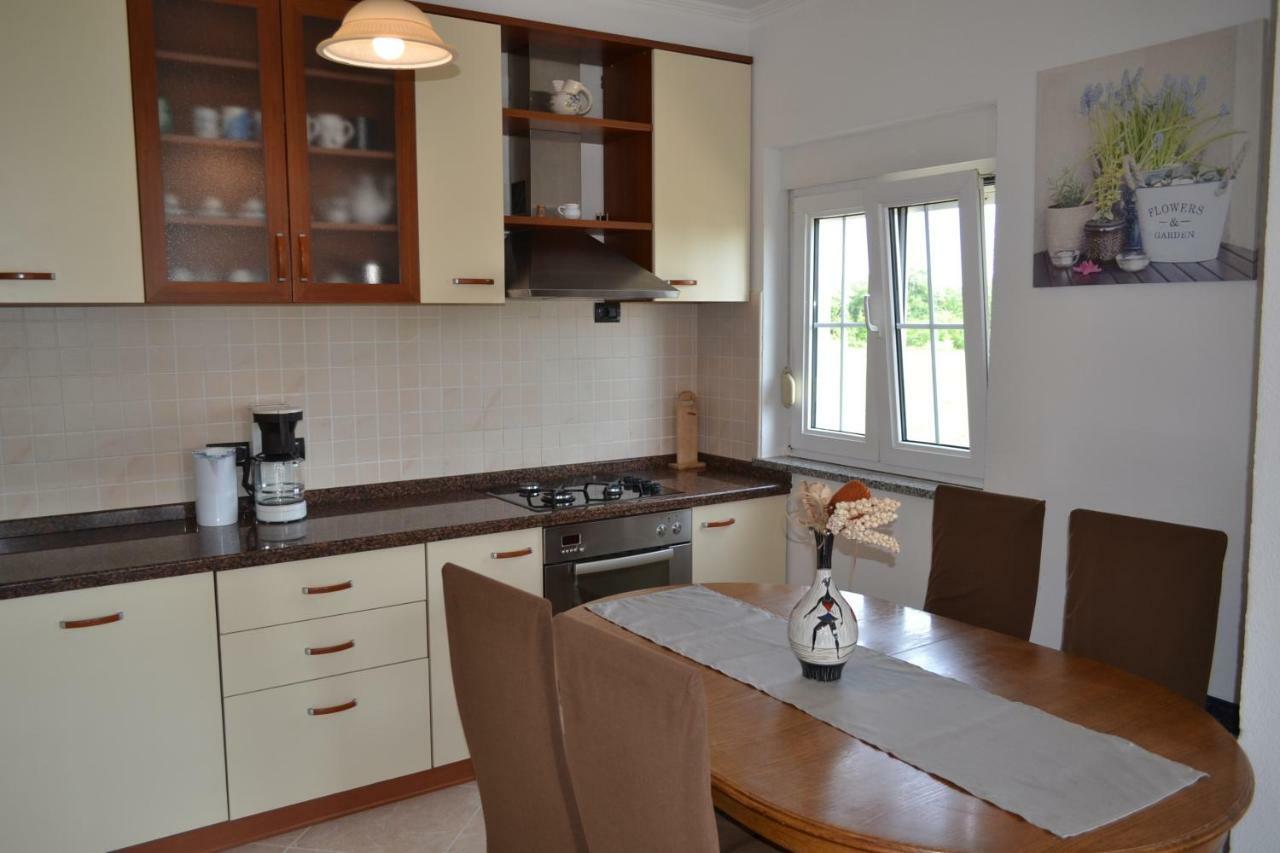 Apartman Ika Umag Exterior photo